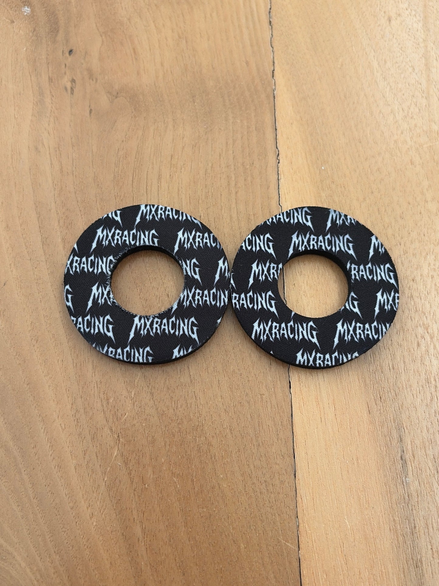 Grip donuts